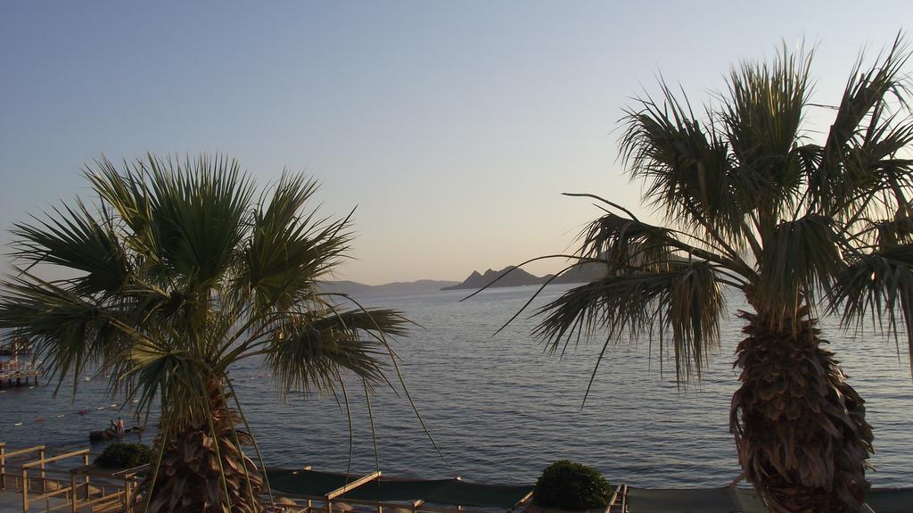 Ado Beach Hotel Turgutreis Kültér fotó