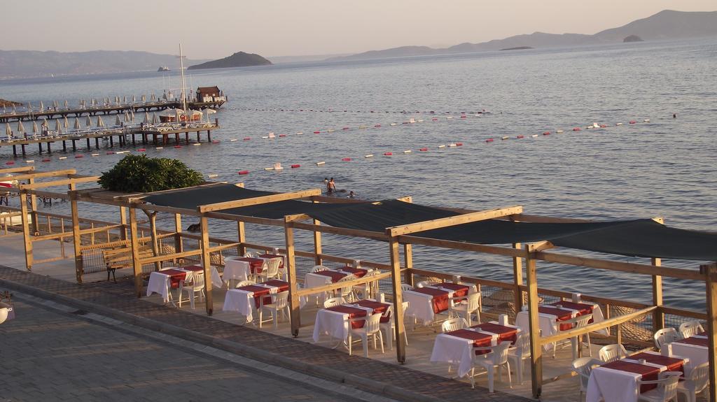 Ado Beach Hotel Turgutreis Kültér fotó